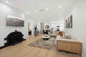 Stylish 3BR Upper-Level Duplex Beverly Hills Adj